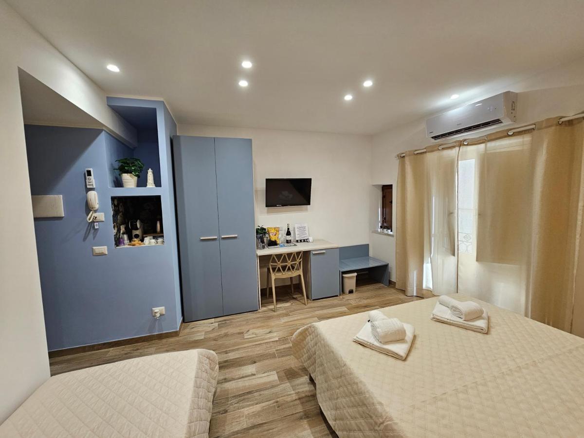 Zaffiro'S House Hotel Cefalu Bagian luar foto